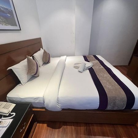Hotel New Era Катманду Екстериор снимка