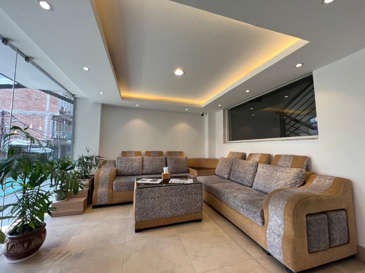 Hotel New Era Катманду Екстериор снимка