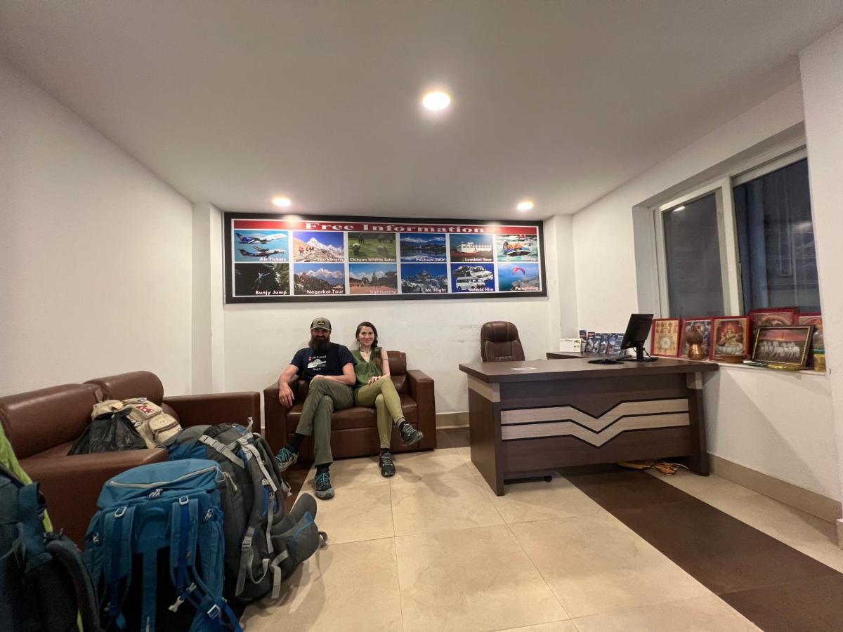 Hotel New Era Катманду Екстериор снимка